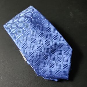 Nwt Michael Kors Elegant Blue Patterned Tie‎